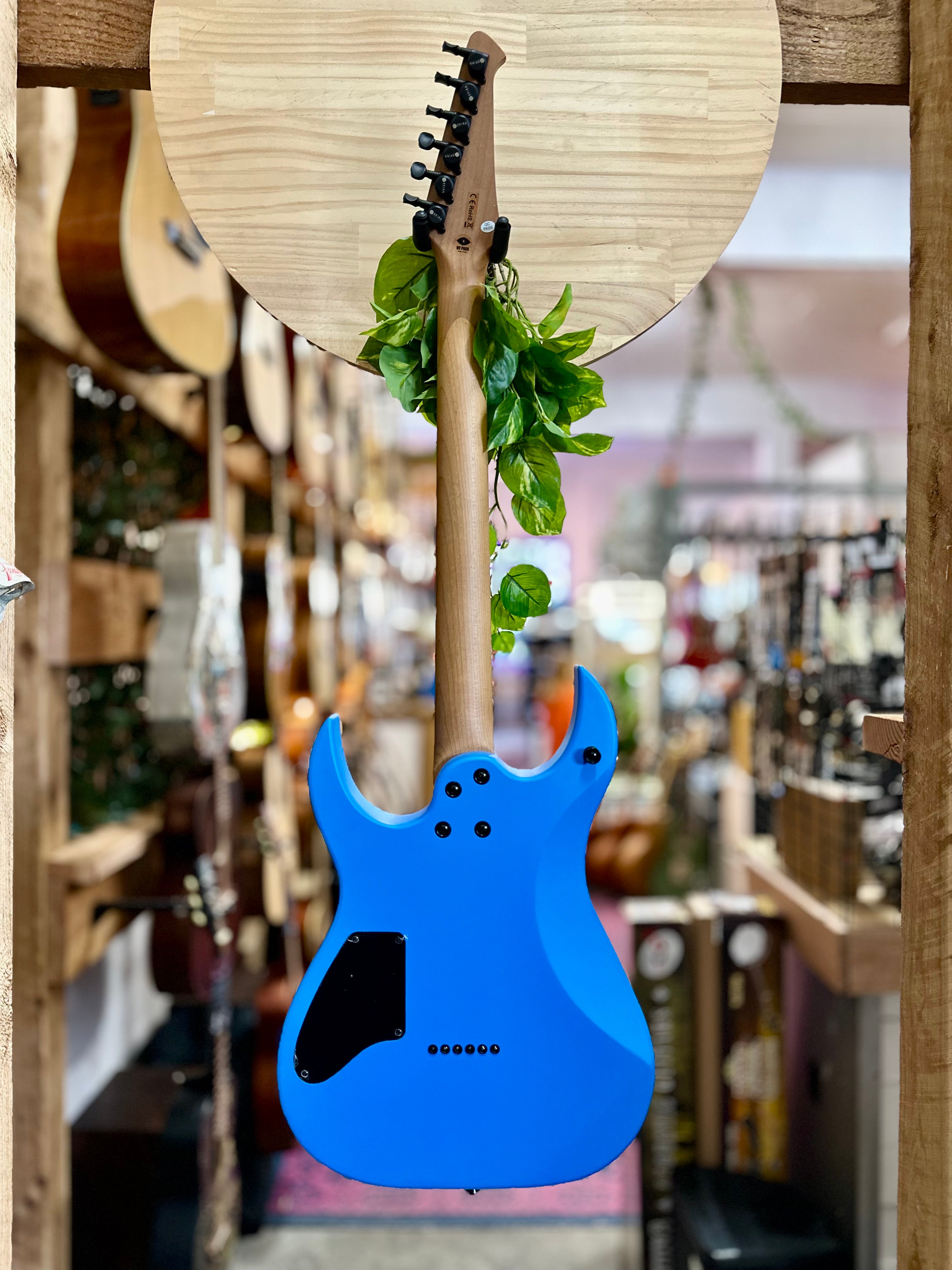Spira Guitars | S-400 MBL | Satin Blue Spira Guitars | S-400 MBL | Satin Blue
